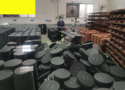 抛磨材料改善前现场库存